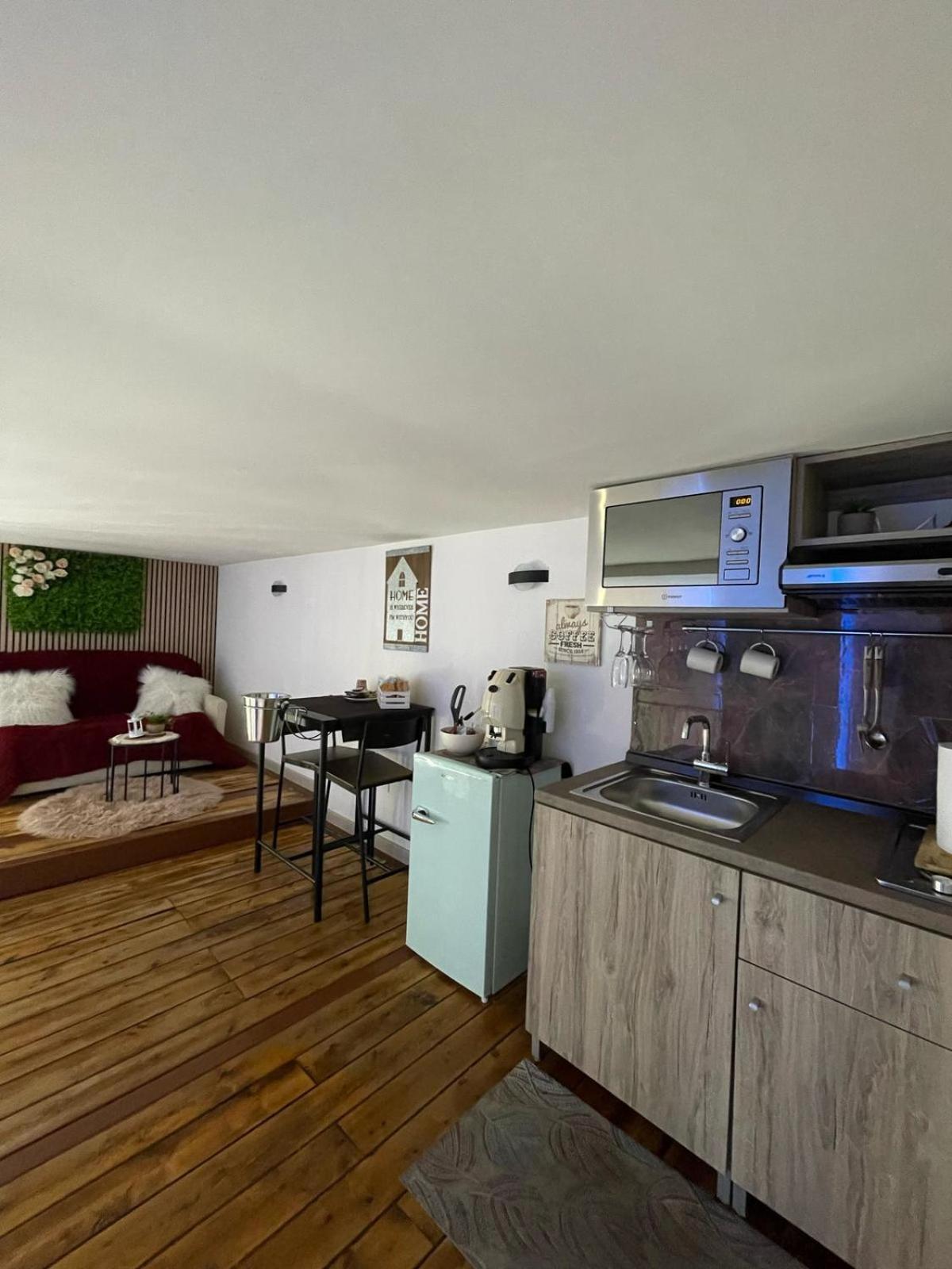 Appartement Charm E Chic à Naples Extérieur photo