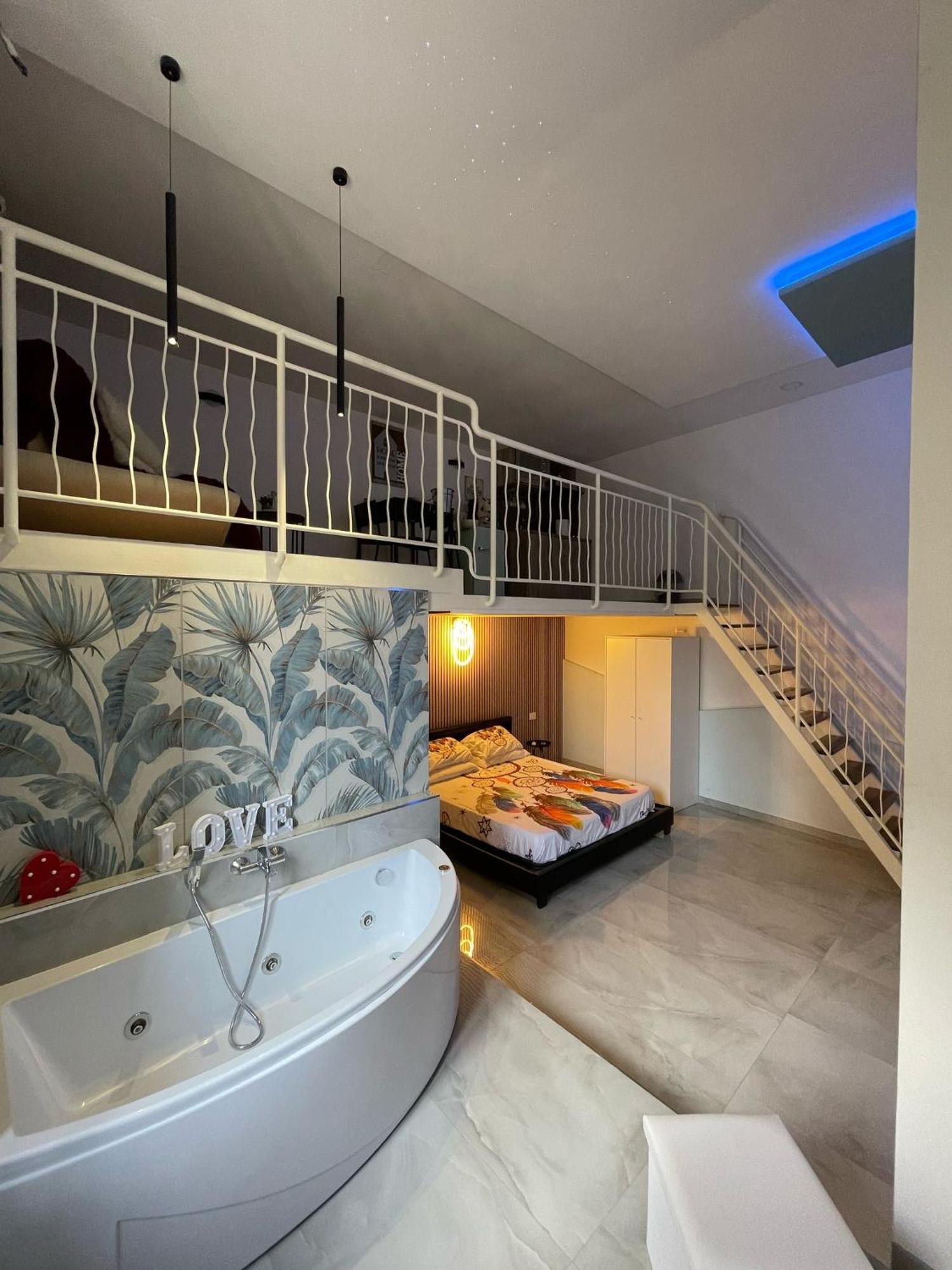 Appartement Charm E Chic à Naples Extérieur photo